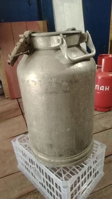 Продам флягу 25 литров