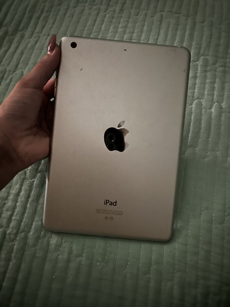 Ipad mini 3 продаю срочно