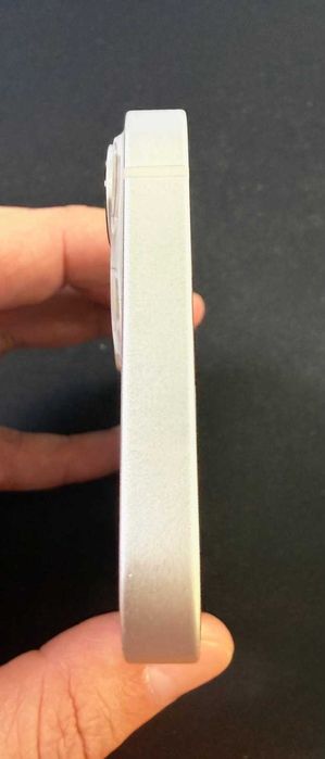 Vând Iphone 13 mini 128GB Starlight (alb) impecabil