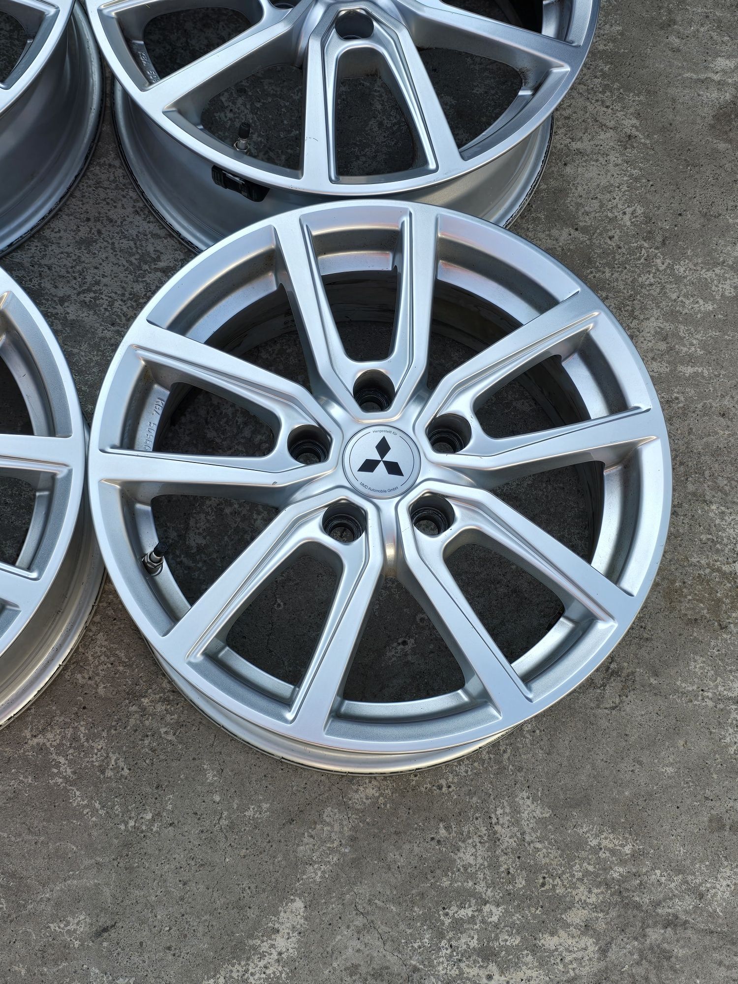 Джанти 16 / 5х114,3 - Mitsubishi 5x114,3