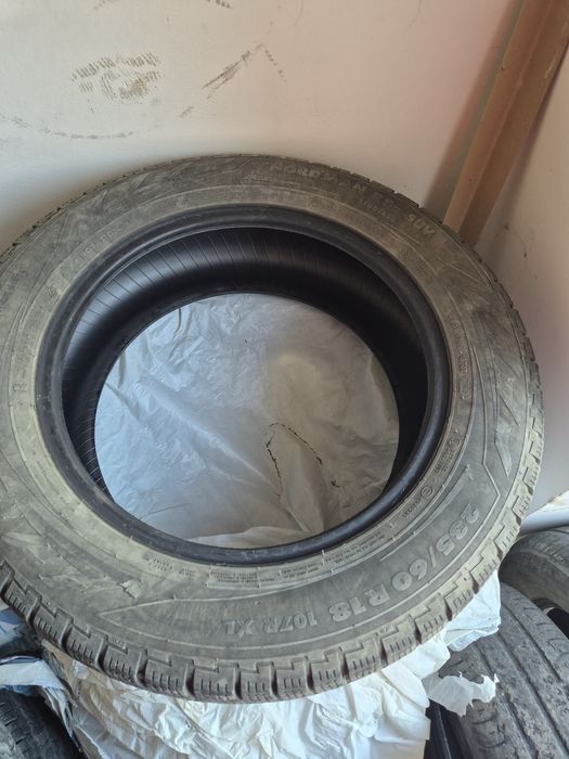 235/60/18 Nokian комплект 4 шт