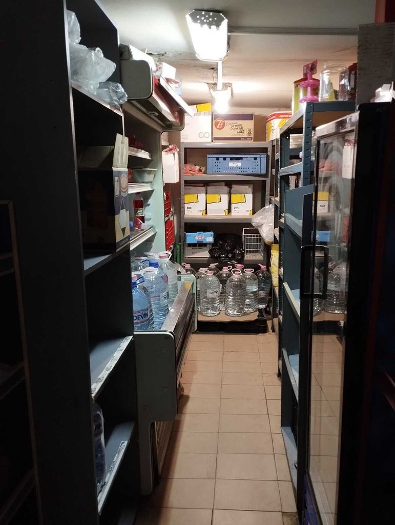 Продава се Магазин в с. Тополи, Област Варна - 76 кв.м за 1312 €/кв.м - Снимка #7