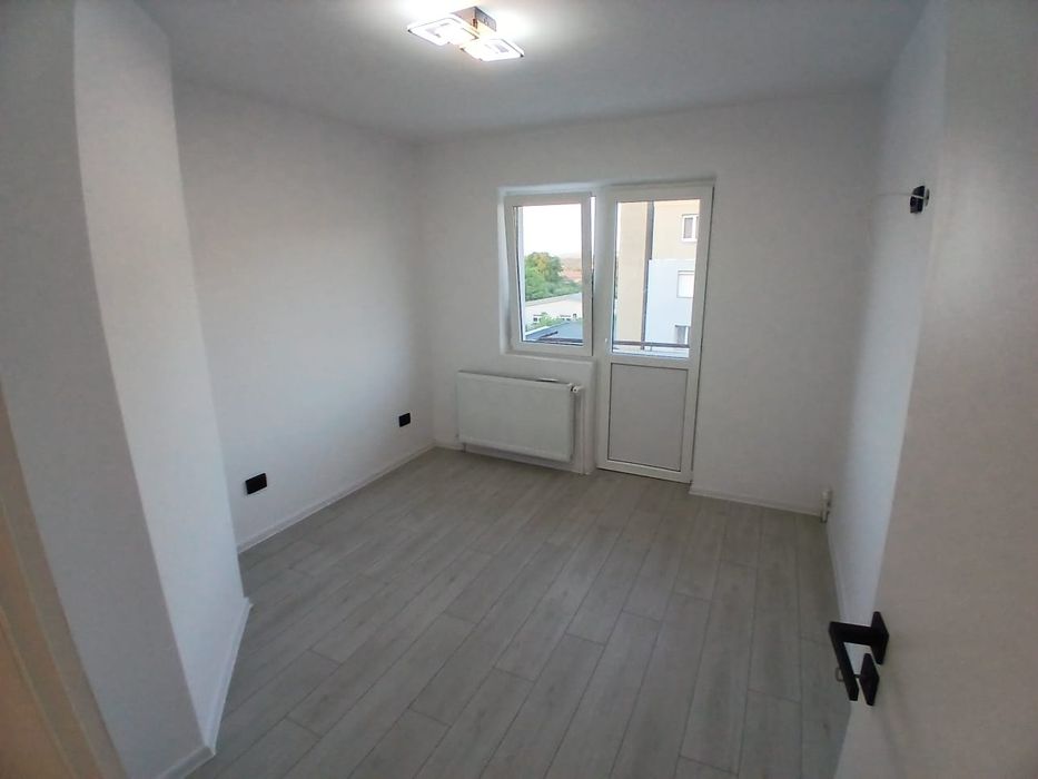 Apartament 3 camere decomandat ultracentral