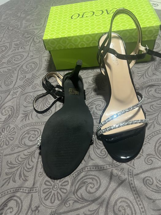 Sandale cu toc subtire