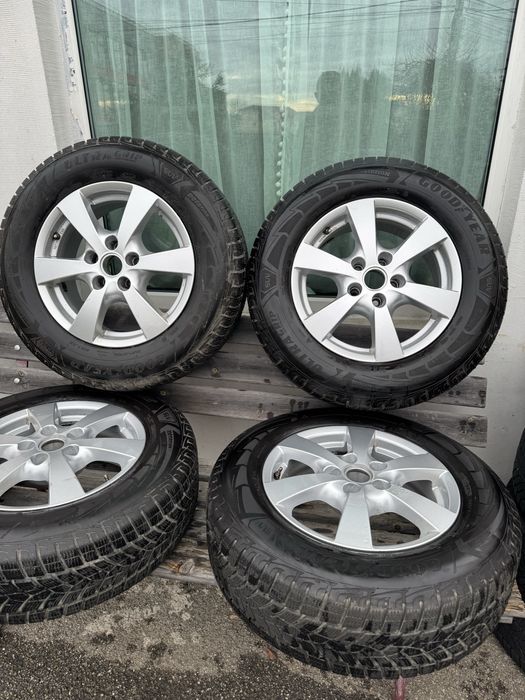 Jante ULTRA GRIP  Pentru SUV 215/70/16 jante 5x108 r16