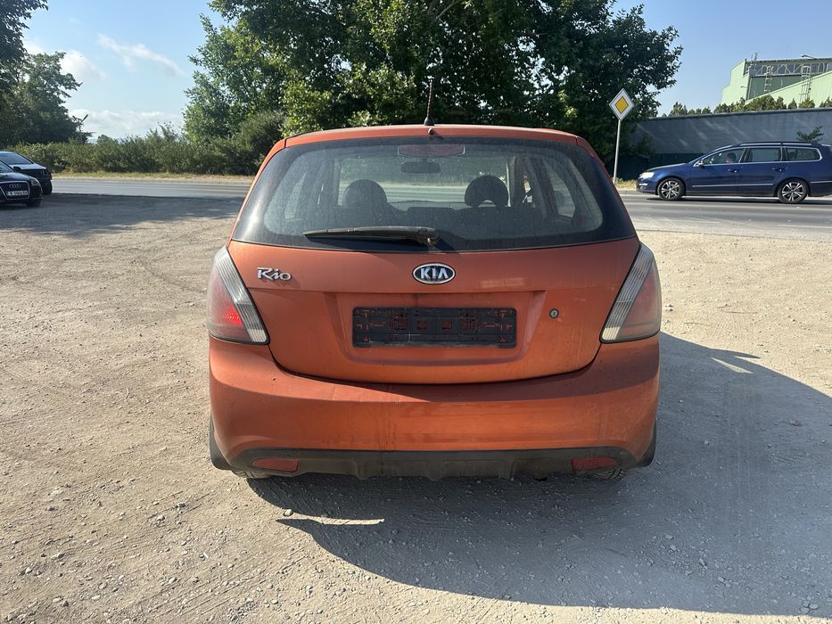 Kia Rio facelift 1.4i - На Части!!!
