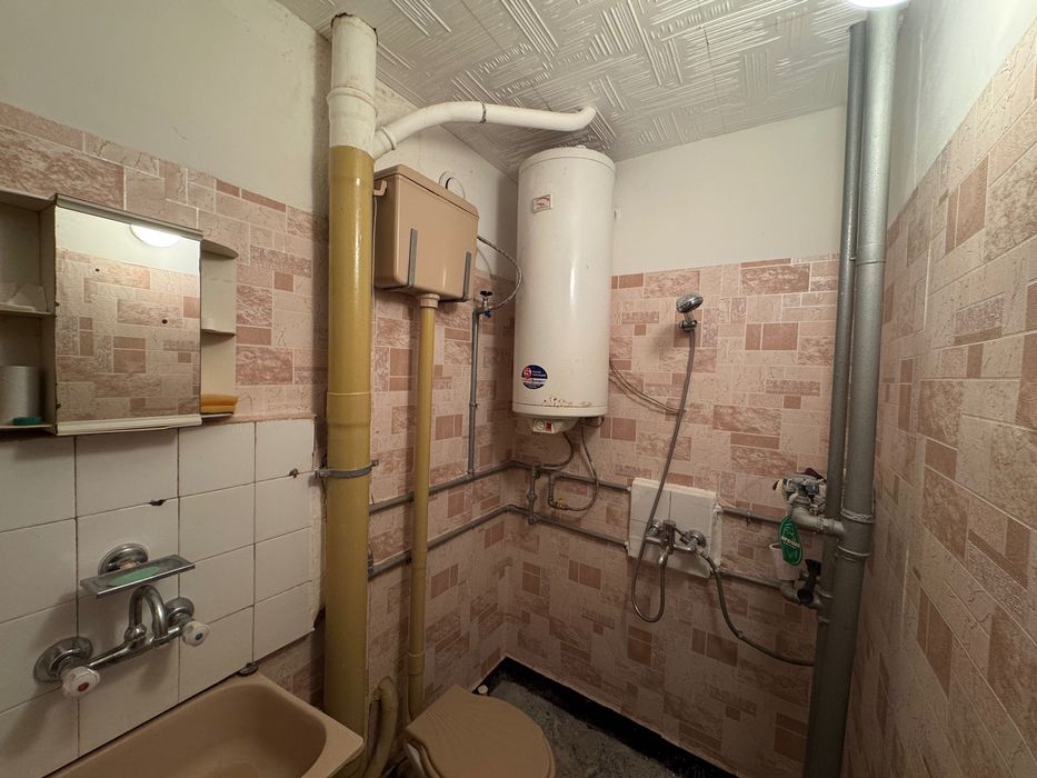 Просторен Едностаен- кв. Здравец Изток