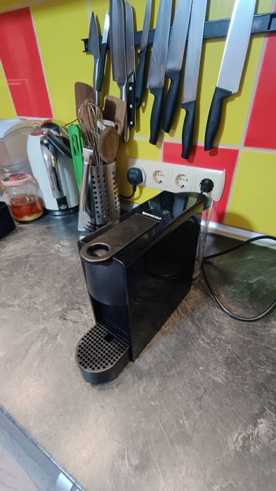 Espresor, aparat de cafea, capsule Nespresso Krups Inisia mini