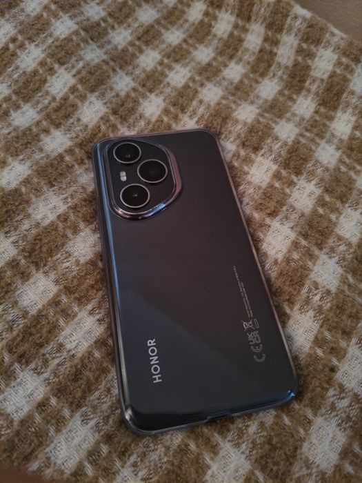 новый honor 400pro в идеале купленный неделю назад БЕЗ ТОРГА!