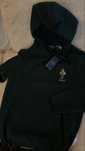 Продавам пуловер на Ralph Lauren - чисто нов