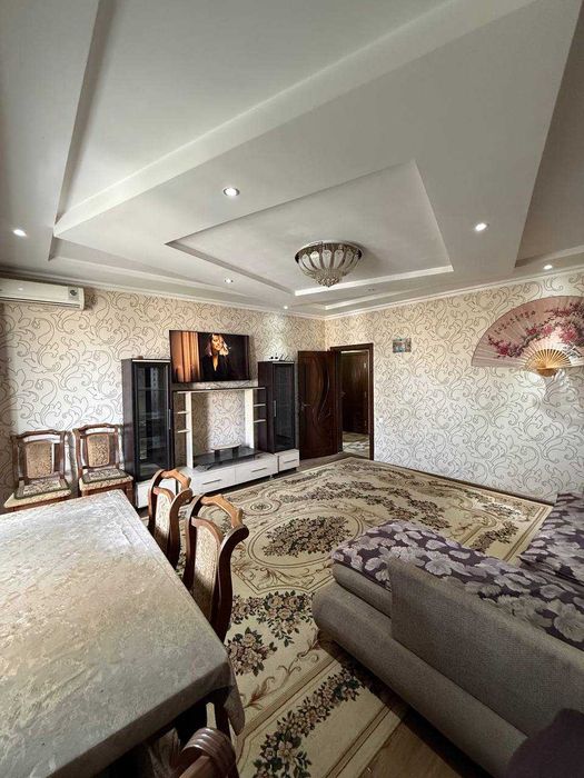 Продается квартира на Алгоритм 3 комнаты