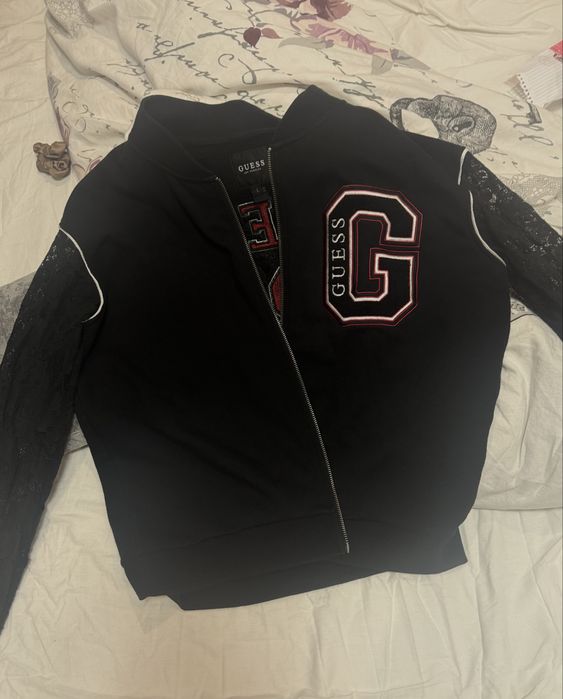 Суитчър с цип Guess носен не повече от 2/3 пъти