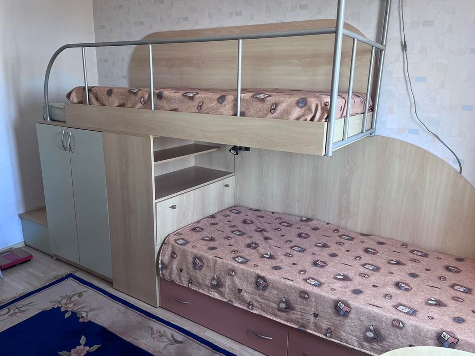 Детски спален комплекс с 2 легла + матраци + шкаф в комплект