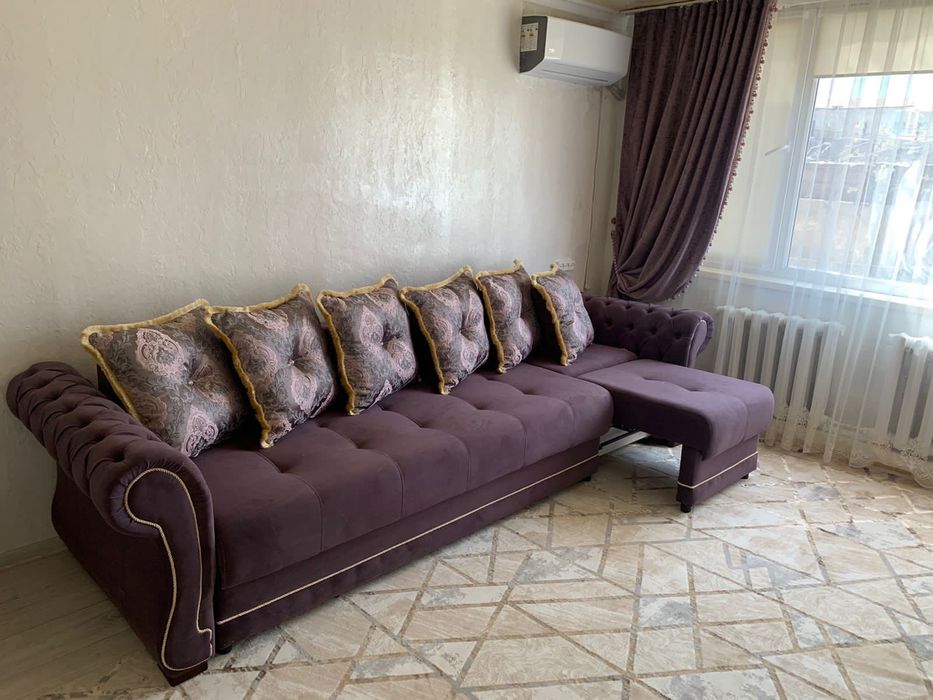 Продам диван для гостиной