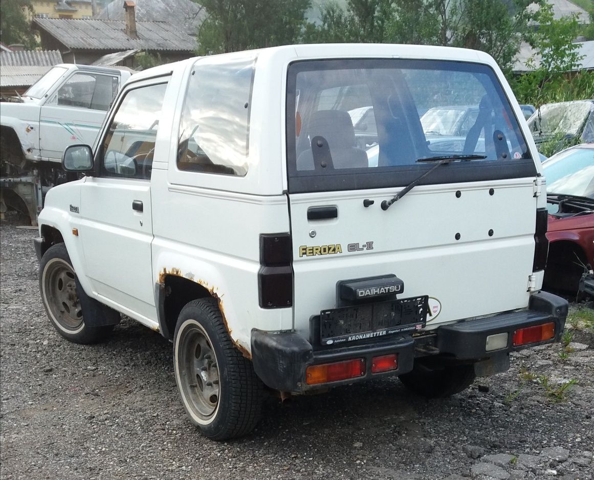 Semicaseta levier comanda caseta directie cap bara daihatsu feroza 1.6
