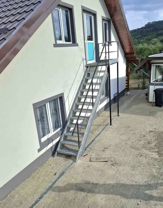 Scara metalica industriala