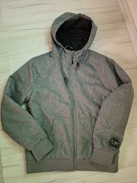 Сиво мъжко яке .