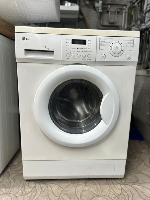 Продам стиральную машинку автомат 5 кг.