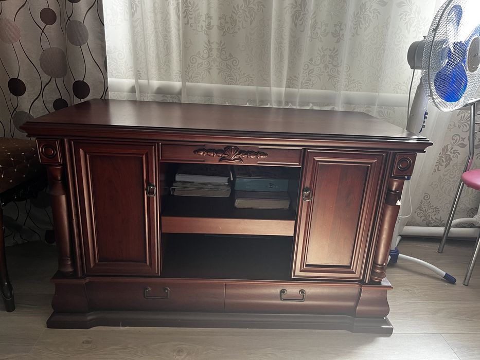 Продам тумбу