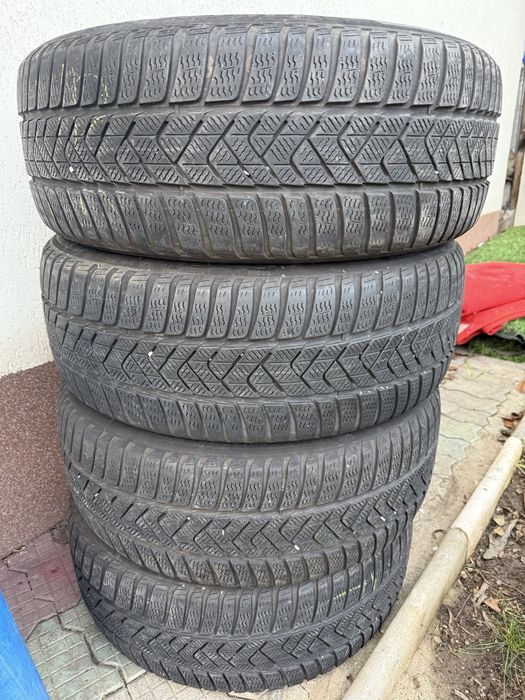 Anvelope Pirelli iarna 225 55 18