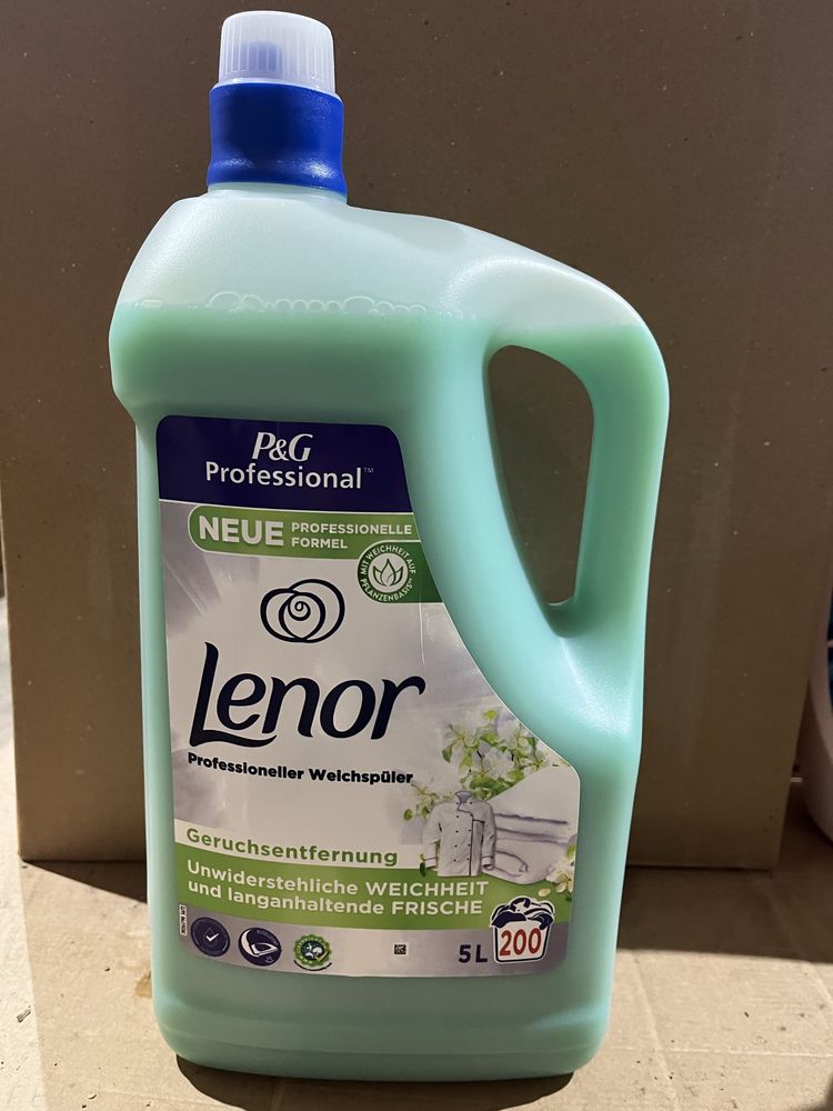 Течен перилен препарат Ariel Persil Lenor