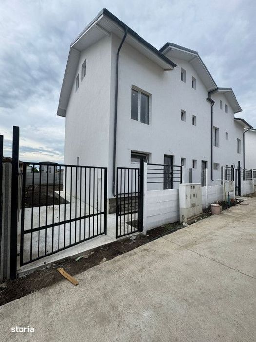 Vila/Triplex Bragadiru P+1+M 4 Camere id nr 42