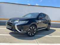 Mitsubishi Outlander Outlander PHEV 4x4 | Full piele | 25 km EV real | Tehnic excelent
