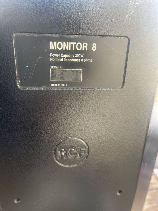 Rcf boxe pasive studiou 8 toli 300wati