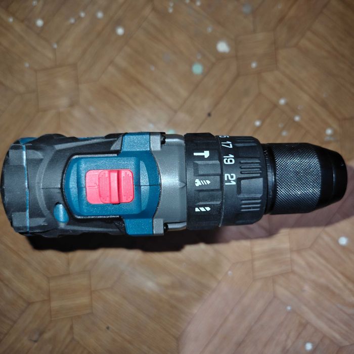 Ronix 8905K ударная дрель шуруповёрт аккумуляторный в кейсе