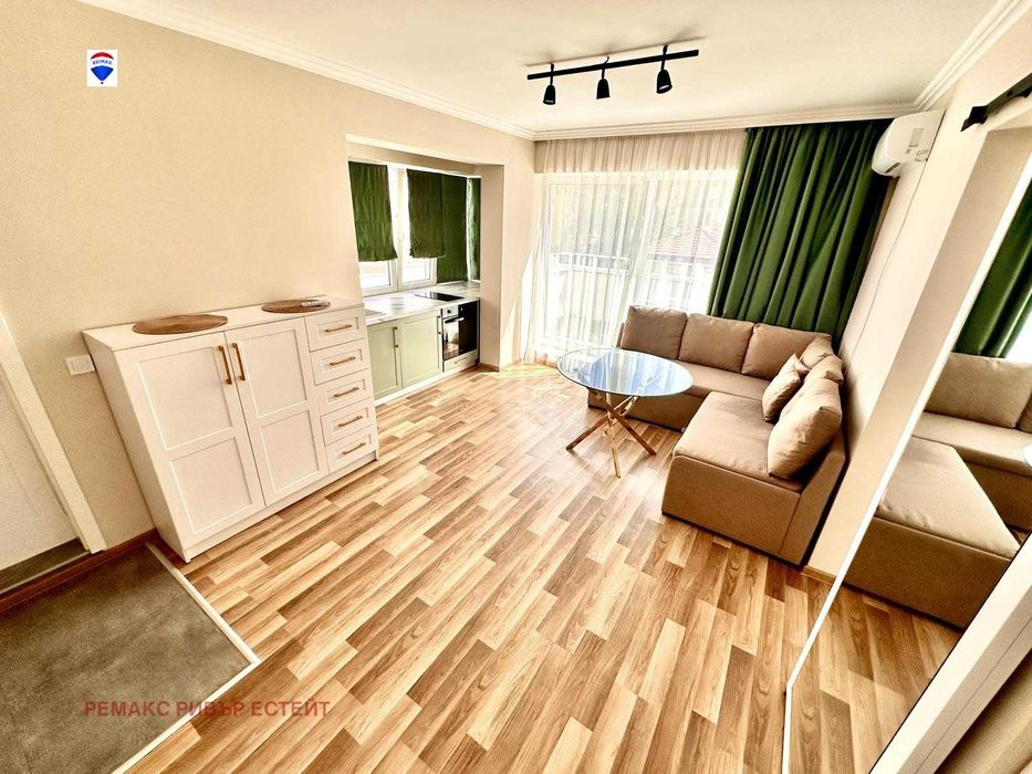 Продава се Двустаен апартамент в Русе, Хъшове - 58 кв.м за 1897 €/кв.м - Снимка #1
