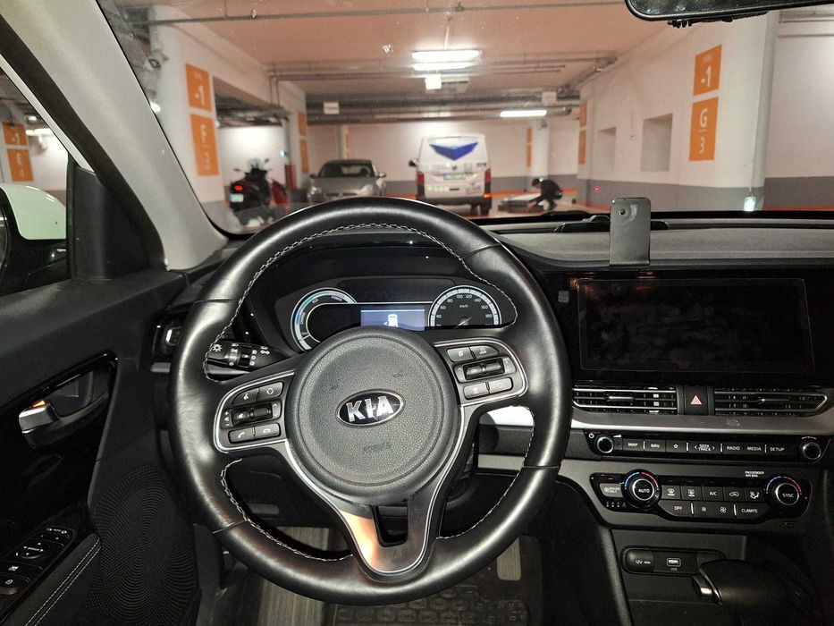 KIA Niro Hybrid Automata