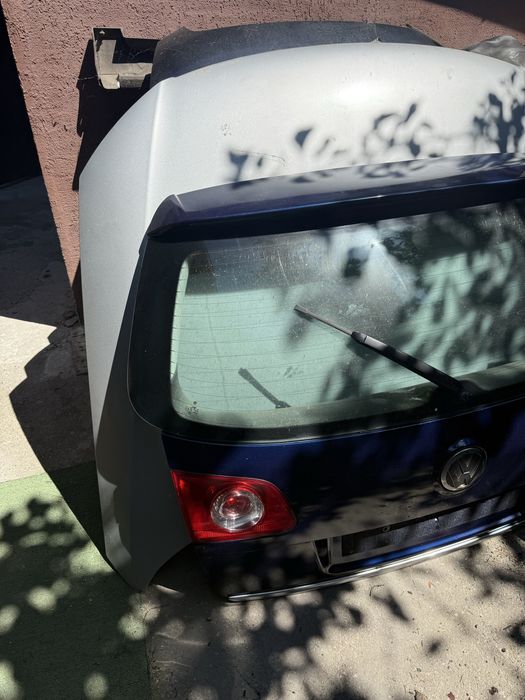 Haion hayon bleumarin vw Passat B6 break combi variant complet