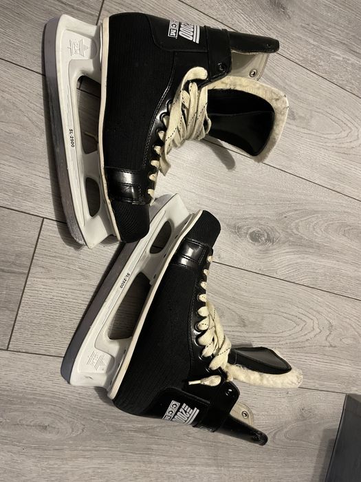 Patine profesionale marimea 43-45