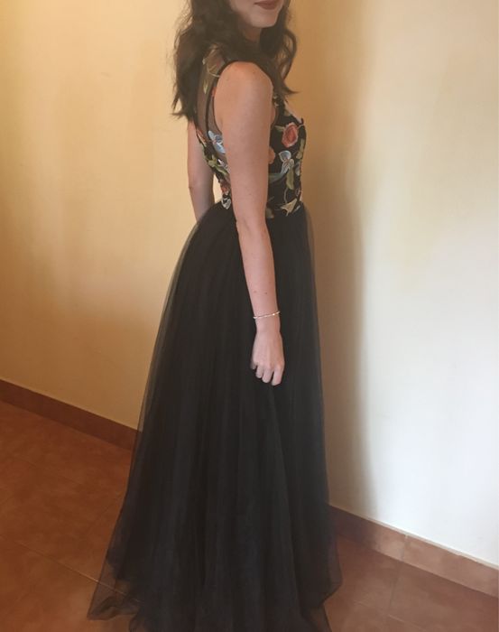 Rochie lunga de seara neagra din tull