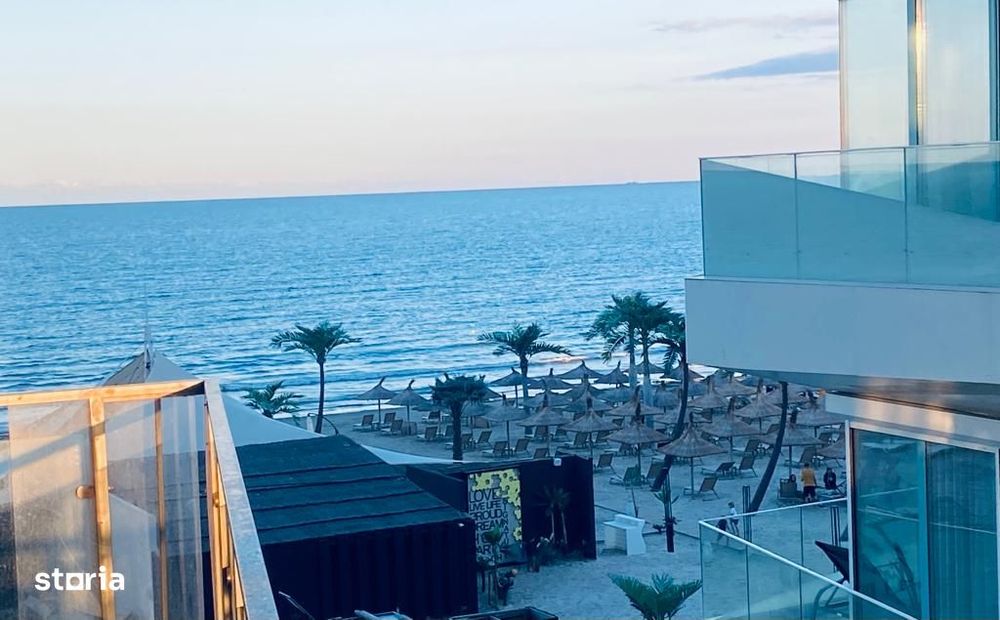 Mamaia Sat prima linie la Mare doua studiouri moderne etaj 2 si 3