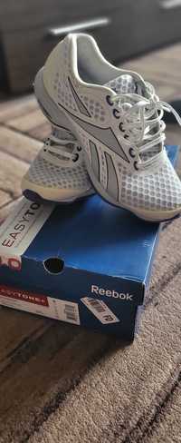 Reebok easy tone+