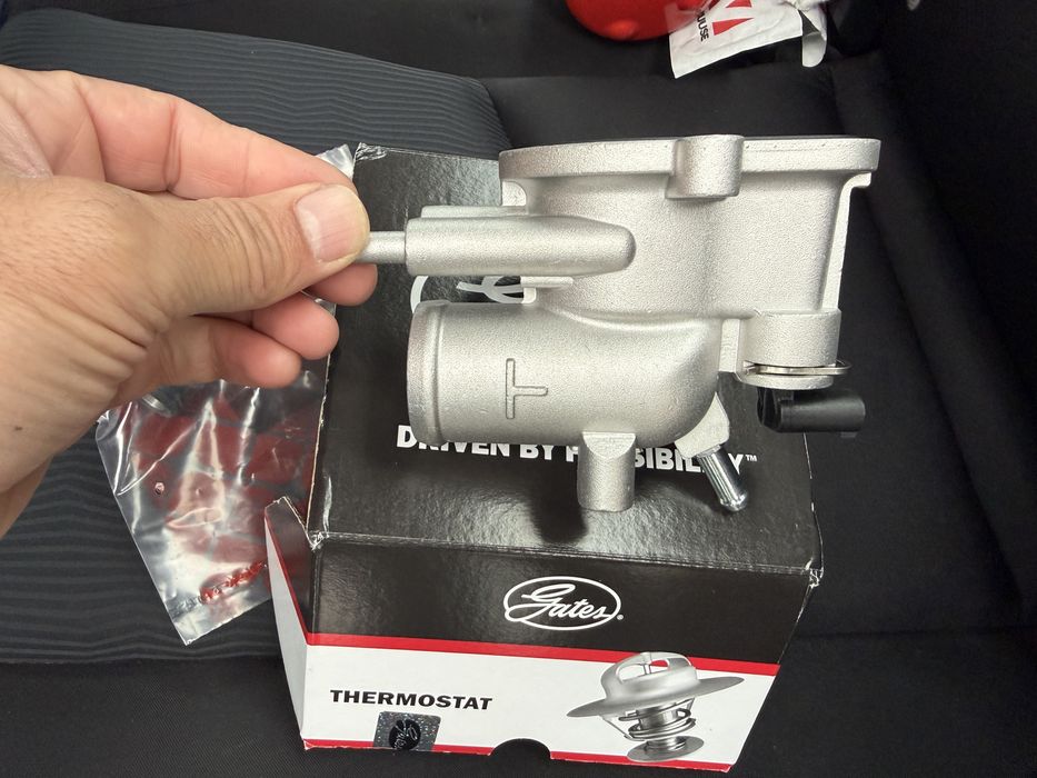 термостат за Мерцедрс C220 CDI