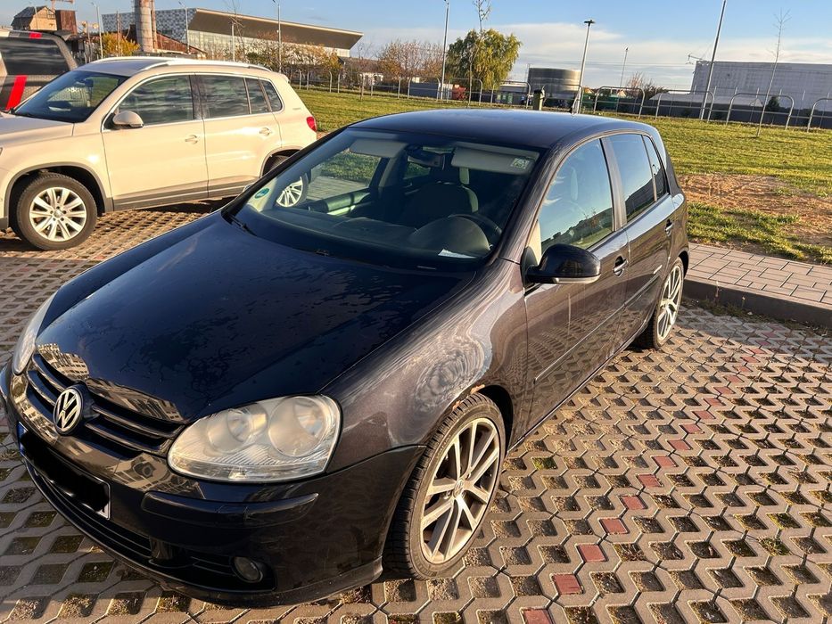 VW GOLF V 2008, 1.4 TSI 140 CP + set caucicuri noi