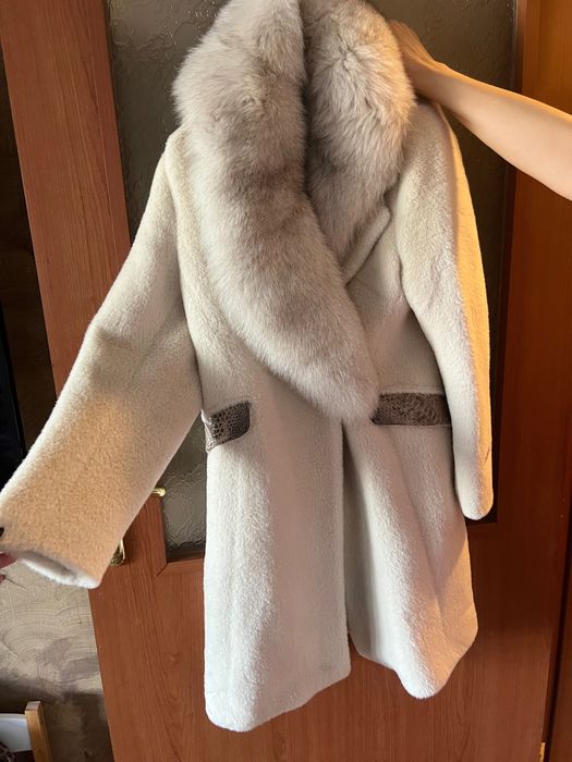 Шанел Алпака и лисица ново палто