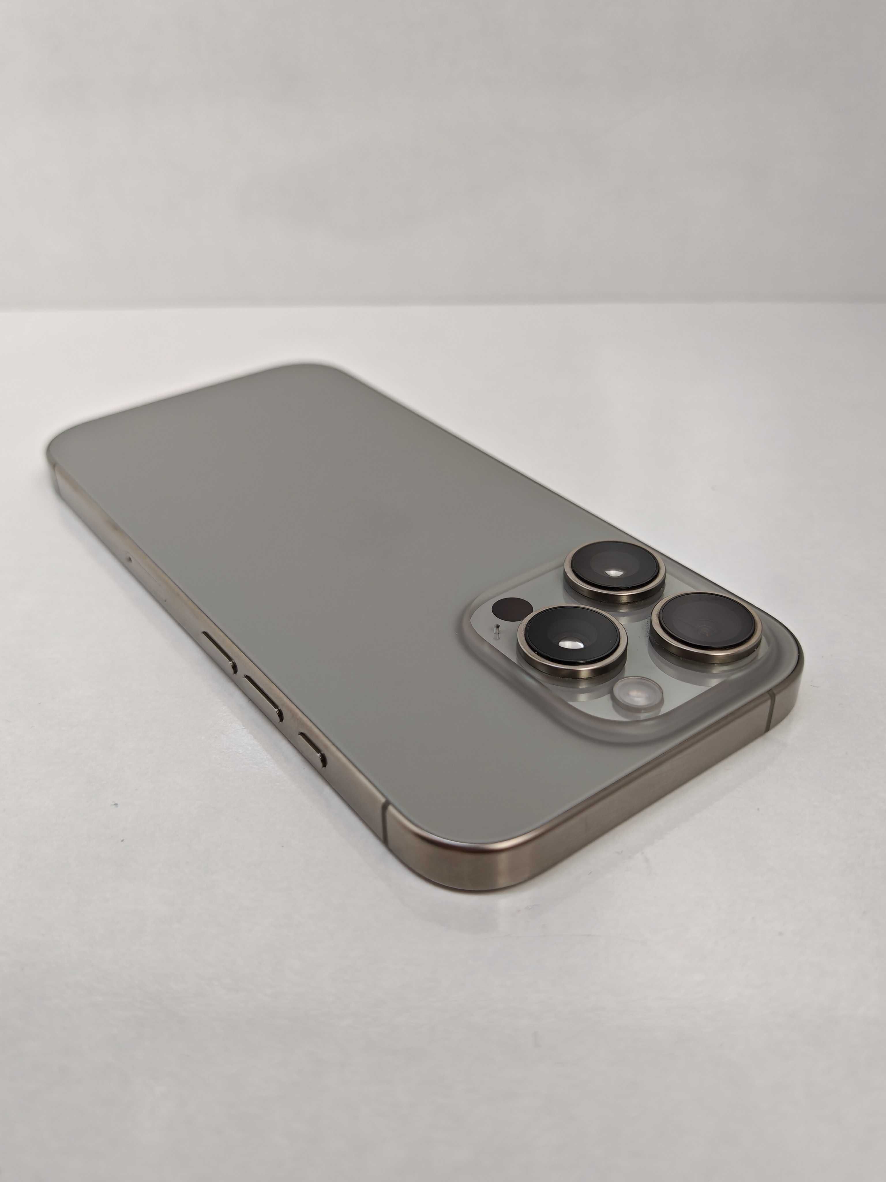 iPhone 16 Pro 128GB Natural Titanium