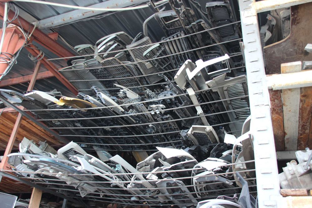 маска и предна решетка / маски и решетки  за автомобили и джипове