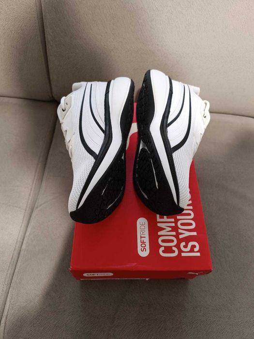 Vand pantofi sport originali PUMA noi