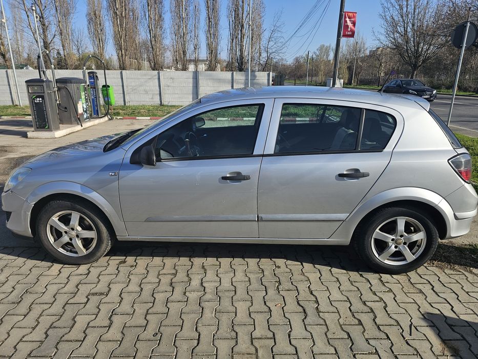 Opel Astra H an 2009