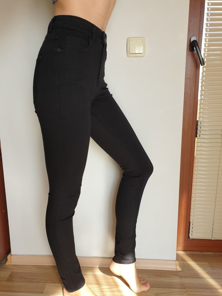 Черни дънки/панталон Massimo Duti