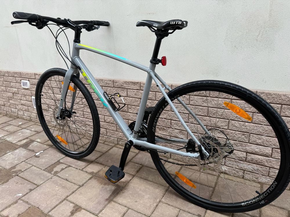 Bicicleta Trek FX2 , ca noua,frani hidraulice