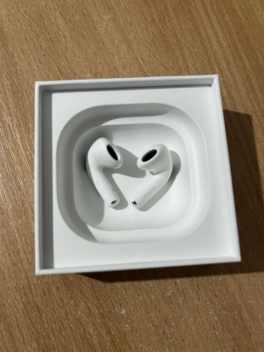 Apple AirPods 3 inca in garantie!
