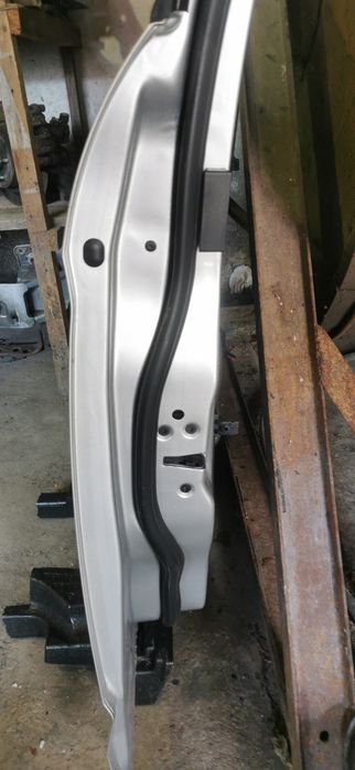 Ușă st fata Ford Grand c max