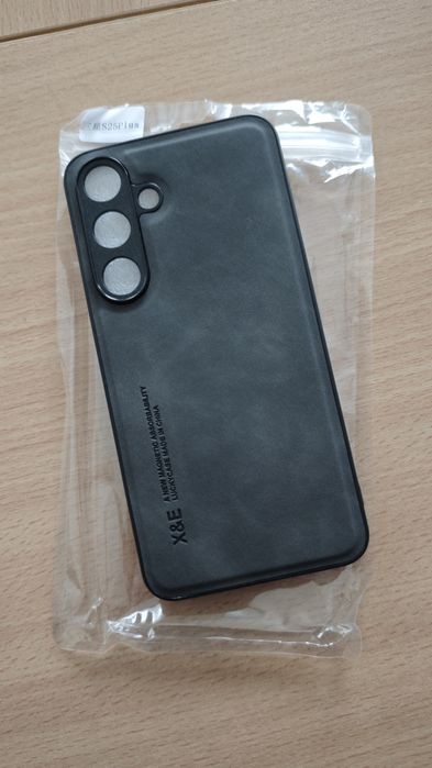 Магнитен калъф от еко кожа за Samsung Galaxy S22/25