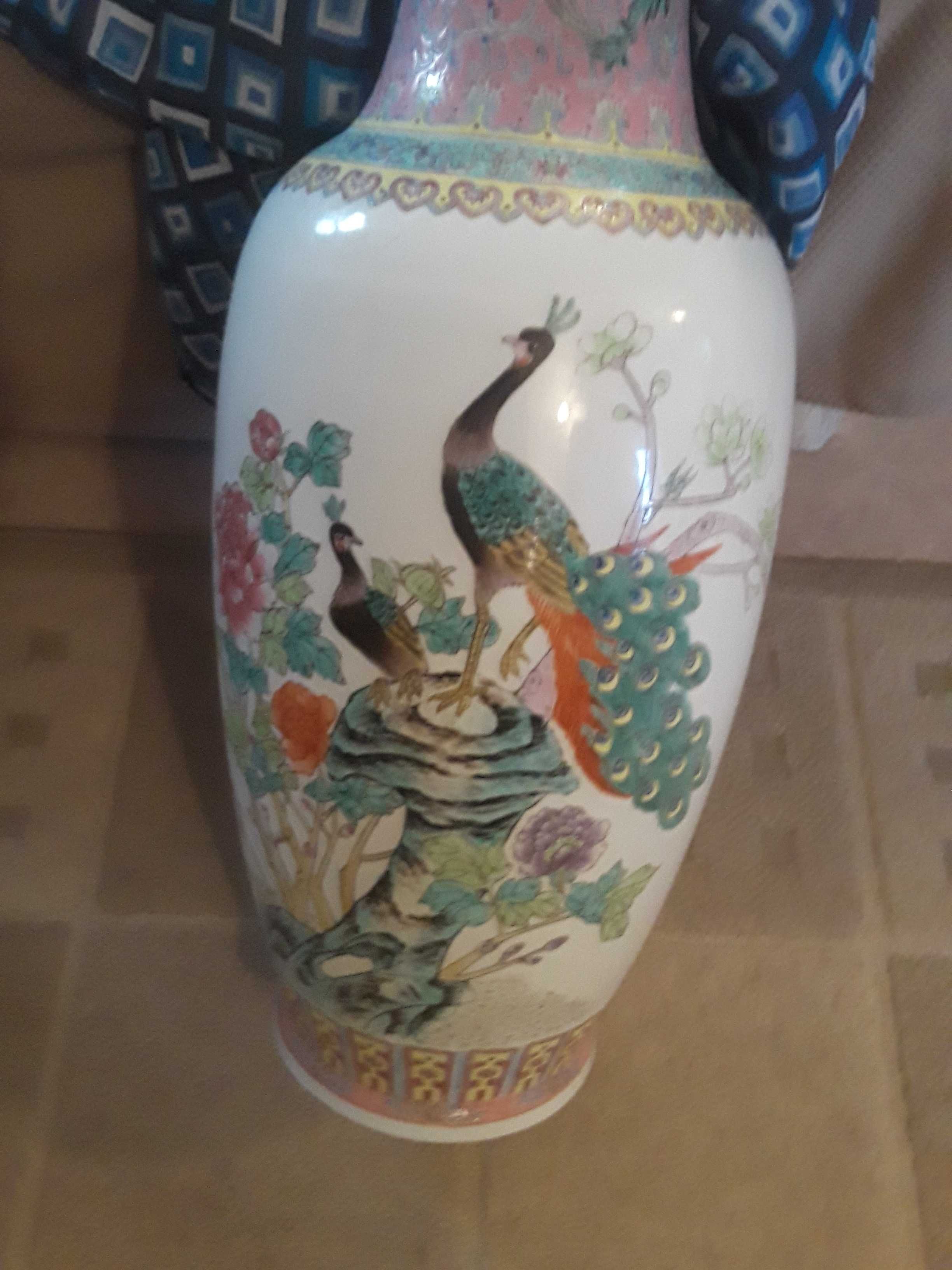 Chinese Famille Rose Porcelain Vase