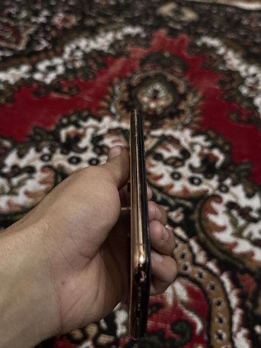 iphone xs  64 gb